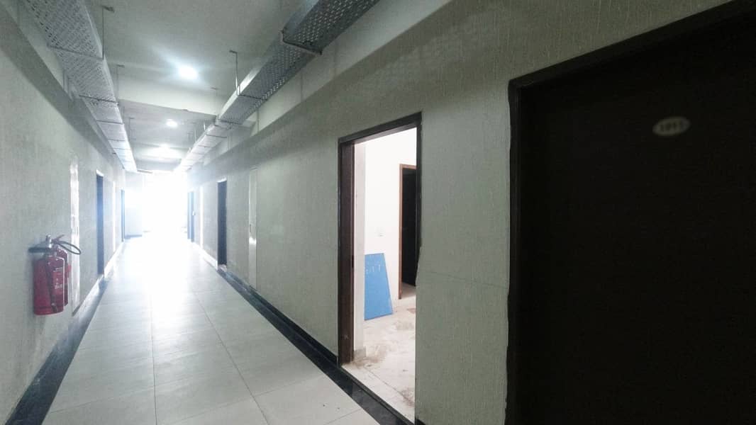 550 Square Feet Office Is Available For Rent In Al Hafeez Executive Ali Zaib Road 12