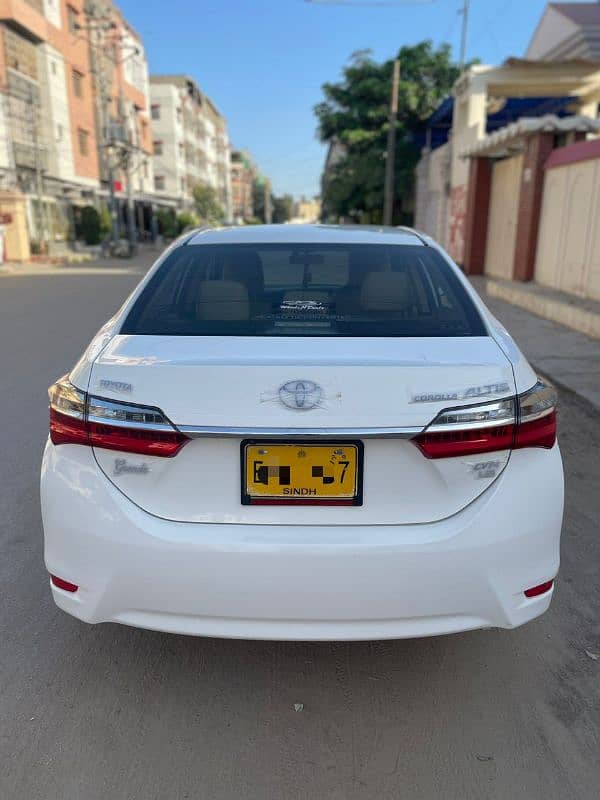 Toyota Altis Grande 2018 3