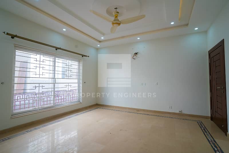 1 Kanal Upper Portion Available 27