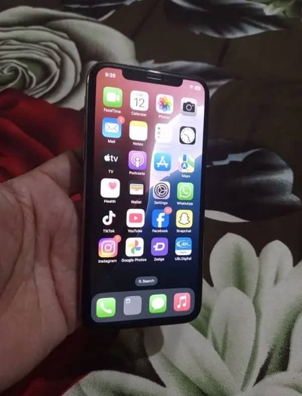 iphone xs  non pta 1