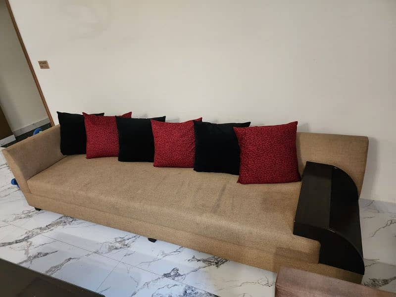 5 seater sofa 0