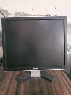 Dell 17 inach LCD far sale urgent