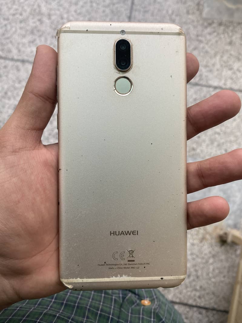 Huawei mate 10lite with box 1