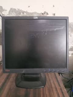 Lenovo 17 inach LCD far sale urgent