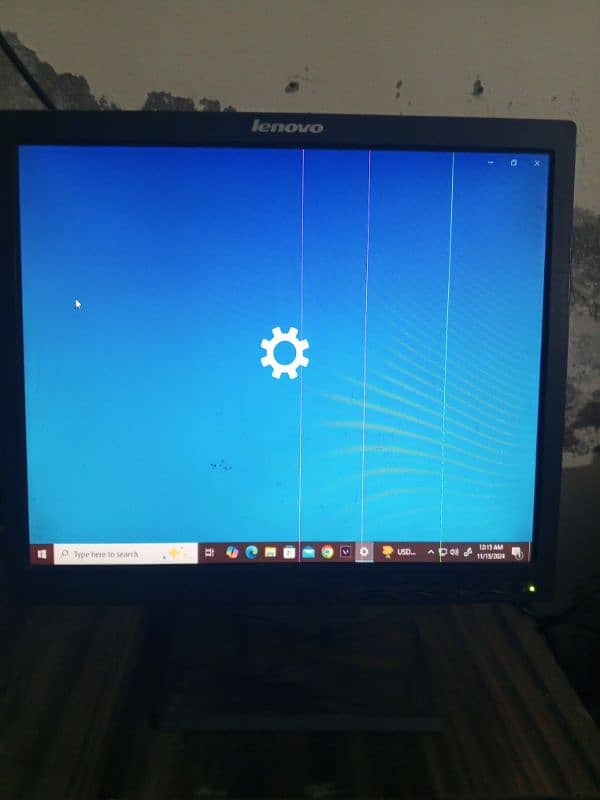 Lenovo 17 inach LCD far sale urgent 5