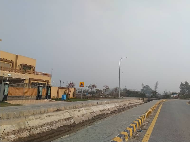 80ft Road 1 Kanal Outclass Location Residential Plot No 143 For Sale In DHA Phase 5 M Block Lahore 4