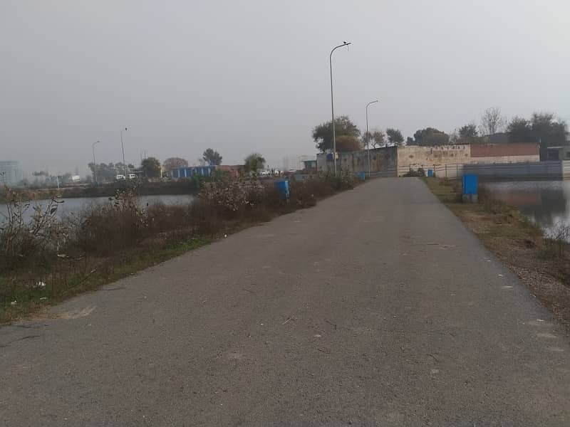 80ft Road 1 Kanal Outclass Location Residential Plot No 143 For Sale In DHA Phase 5 M Block Lahore 11