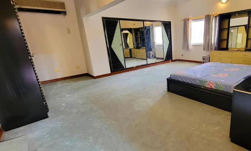 800 Yard Banglow For Rent Semi Furnished 19