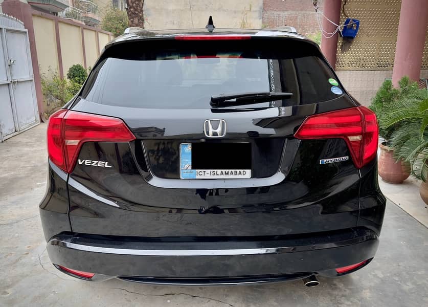 Honda Vezel 2016 Hybrid Z Sensing 5