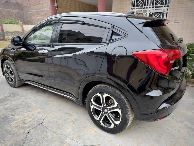 Honda Vezel 2016 Hybrid Z Sensing 7