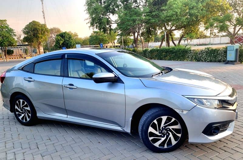 Honda Civic VTi Oriel Prosmatec 2018 UG 3