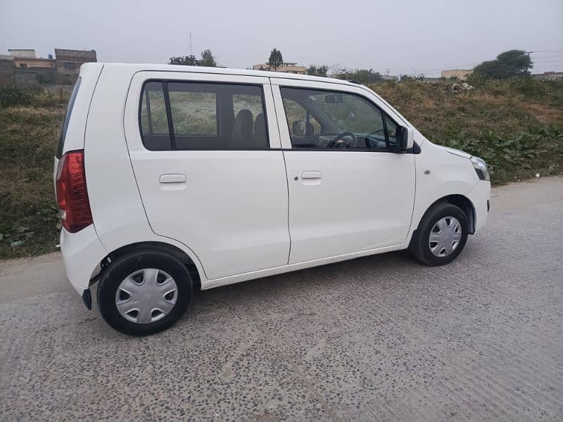 Suzuki Wagon R 2016 8