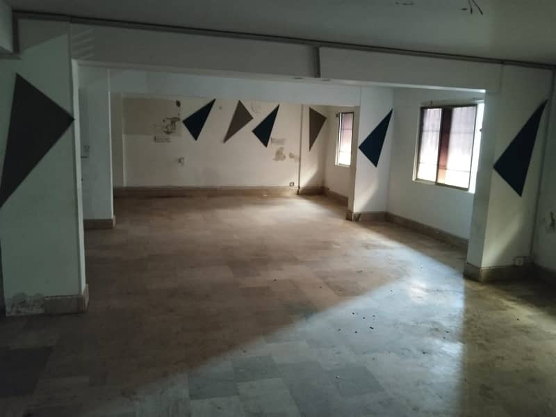 Prime Location 1800 Square Feet Office In Stunning DHA Phase 2 Extension Is Available For rent 1