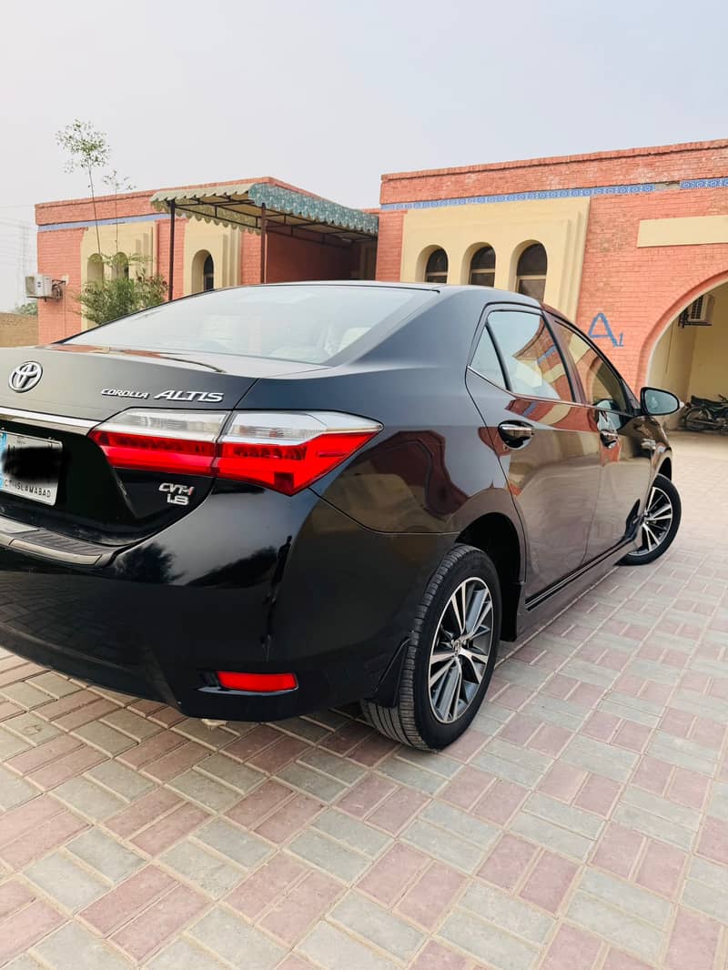 Toyota Corolla Altis 2019 Grande 3