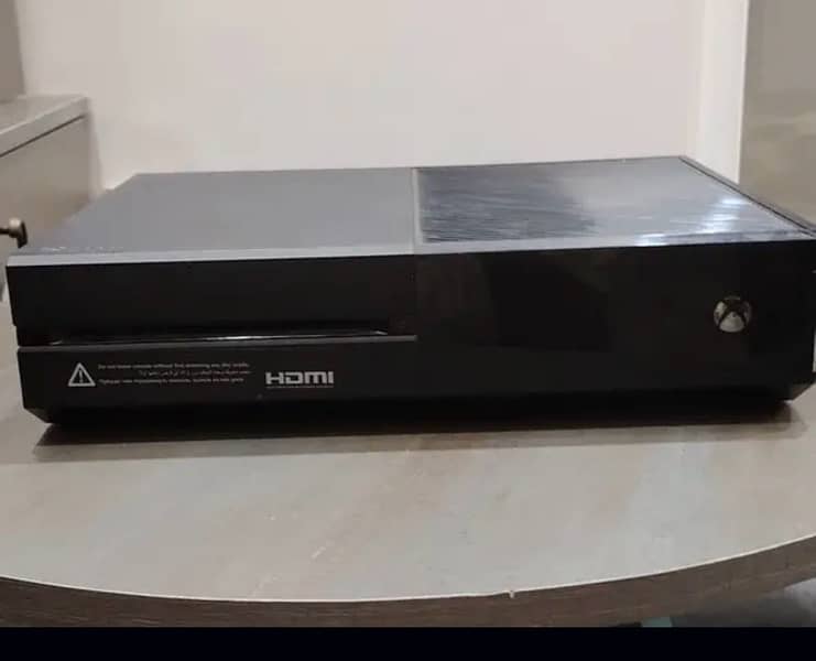 XBOX ONE 500gb 0