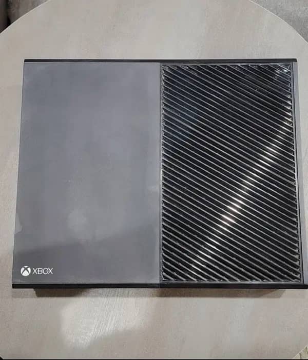 XBOX ONE 500gb 1