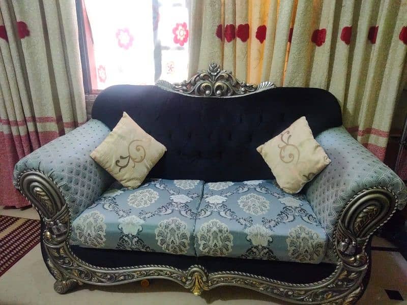 7 seater sofa only for 1 year use 2