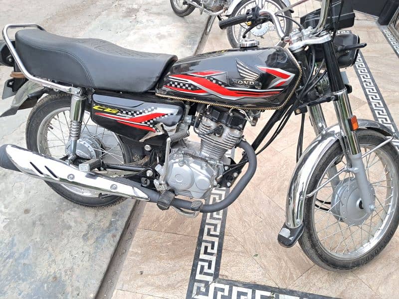 Honda 125 Running 2200 Km 1