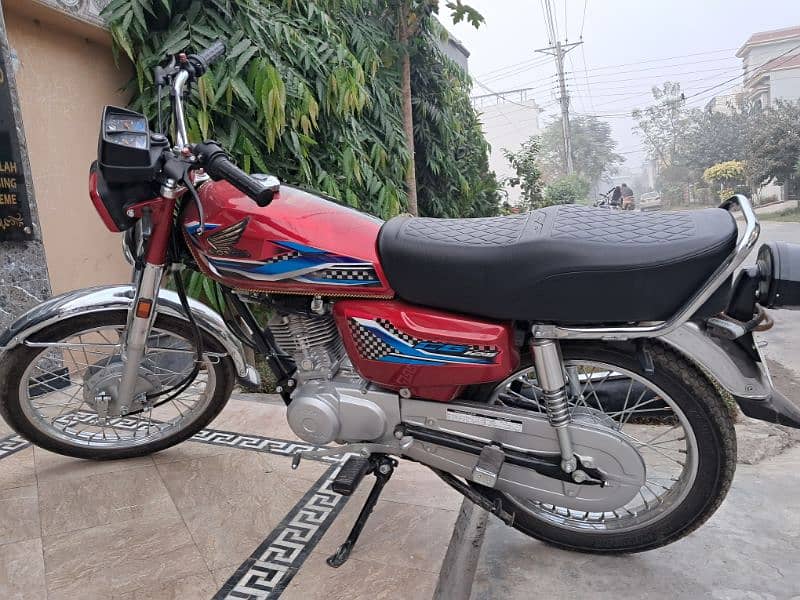 Honda 125 Running 2200 Km 4