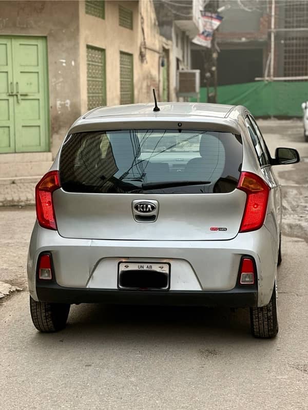 KIA Picanto 2023 1