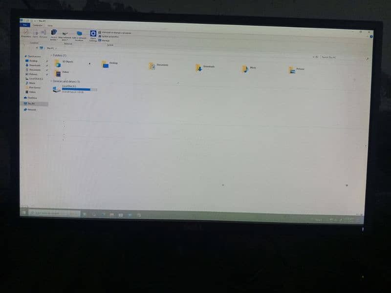 Dell 22 inch LED far sale 7