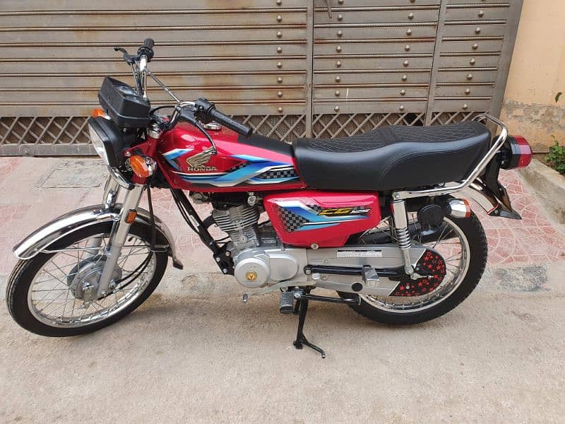 Honda CG 125 2024 3