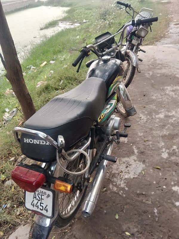 Honda CD 70 2