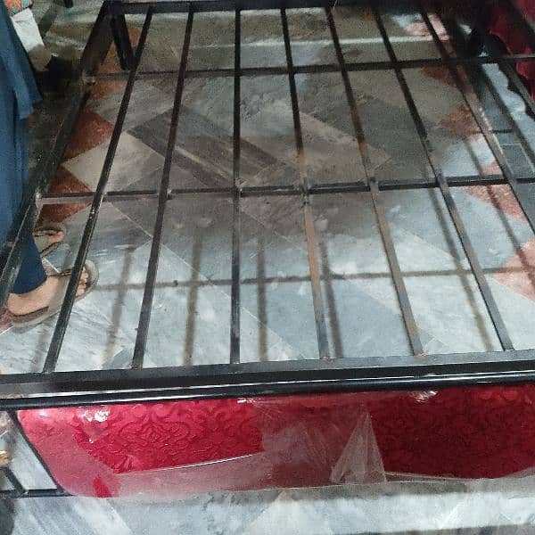 iron bed available ha good condition ma ha 4