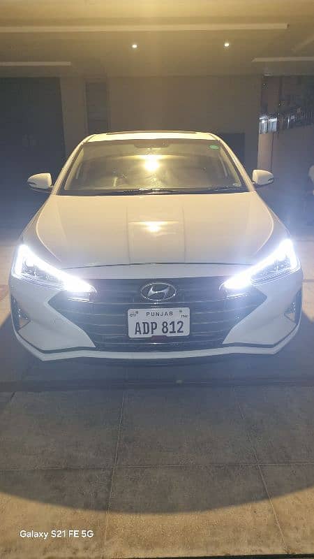 Hyundai Elantra 2021 GLS full OPTION Automatic 9