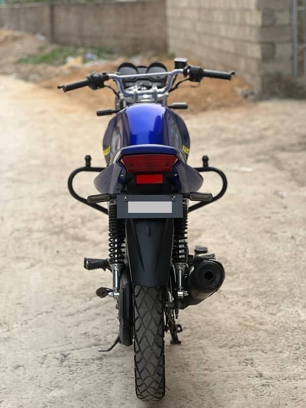 Yamaha YBR 125 G 6