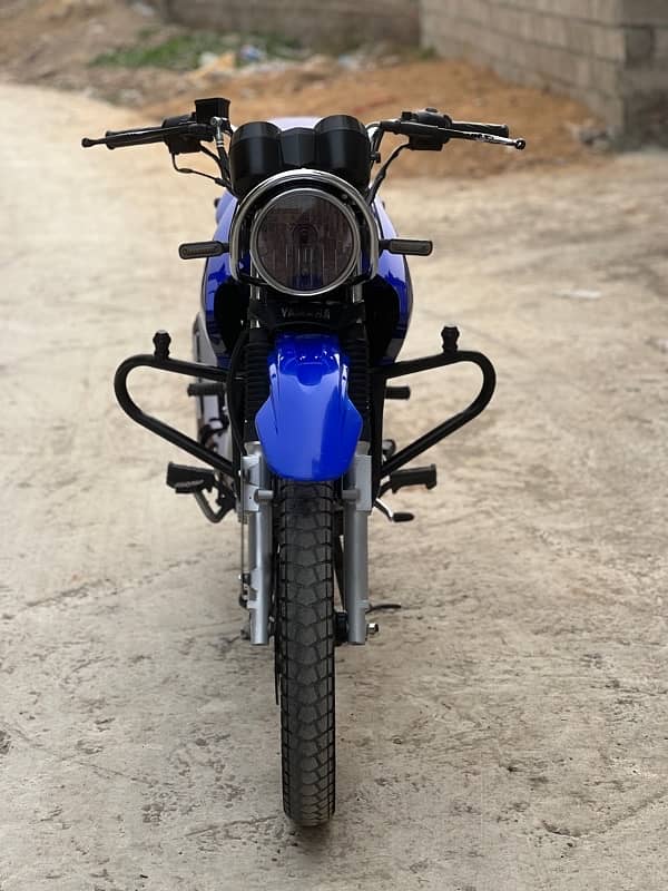 Yamaha YBR 125 G 8