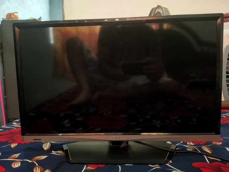 TCL 24. INCH LCD 5