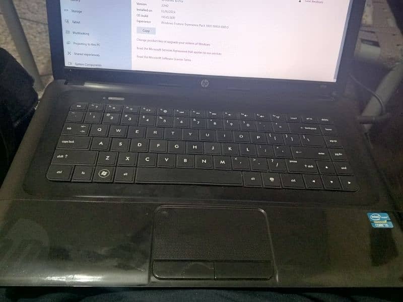 HP 2000 notebook i5 3rd Gen available. 5