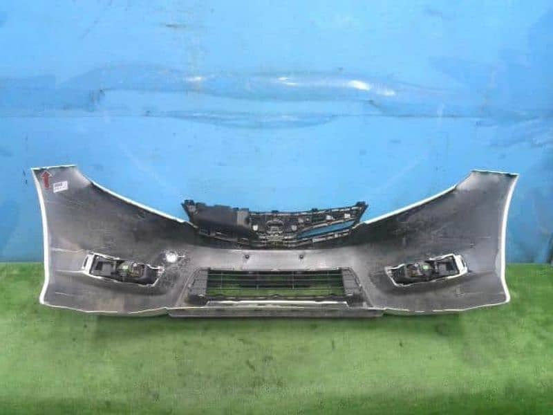 i Need front complete bumper of Honda Fit Shuttle 2012 model 1