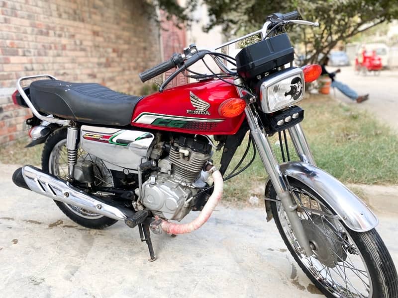 HONDA CG 125 SE 2023 END Self Start & 5 Gears Karachi no Total GENUINE 2