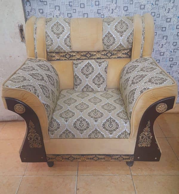 1,2,3 seaters sofa set for sale . . . A+ condition 0