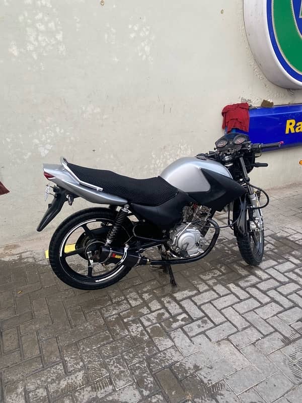 YAMAHA YBR 125 URGENT SALE 0