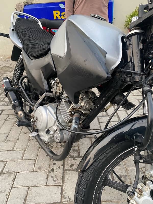 YAMAHA YBR 125 URGENT SALE 8