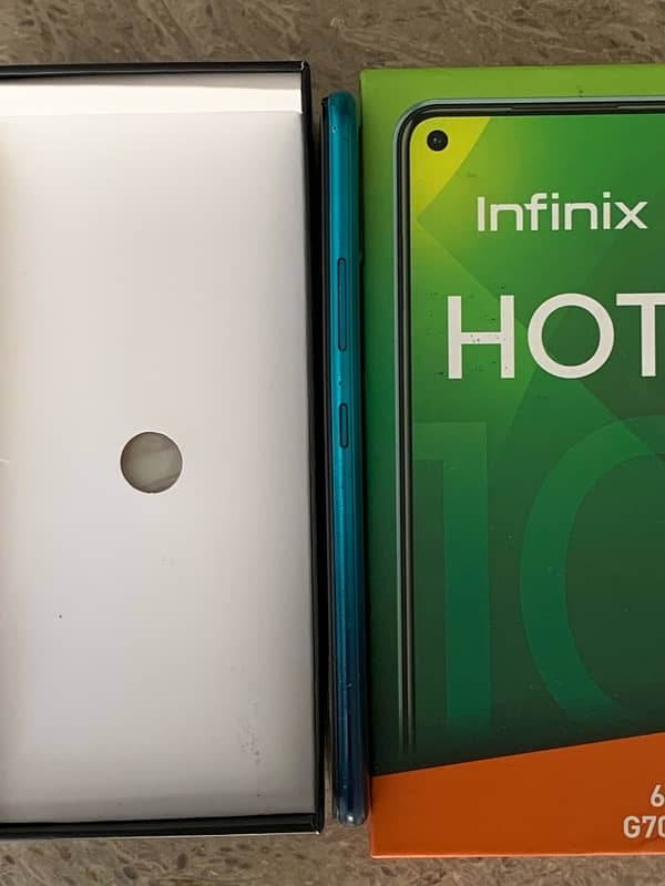 Infinix Hot 10 4gb 64gb with box pta approved no fault 5