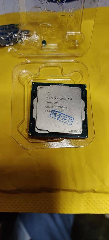 Intel i7 8700k New 8th generation Processor 1