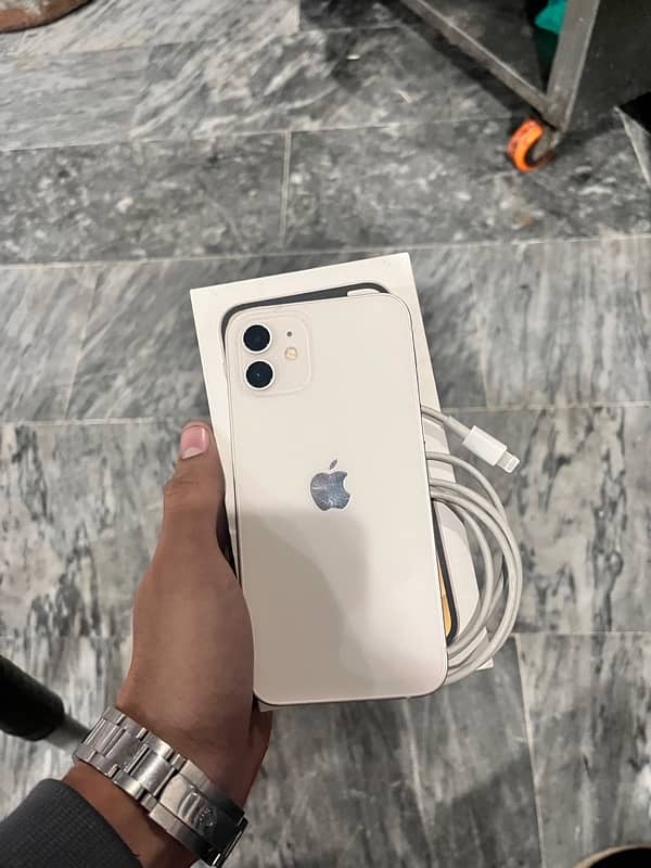 iphone 12 pta approved 10/10 condition open box just 3 weeks 2