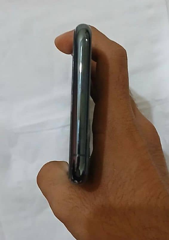 Iphone 11 pro max (Non pta) 5