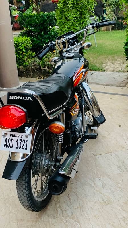 HONDA CG-125 MINT CONDITION 1