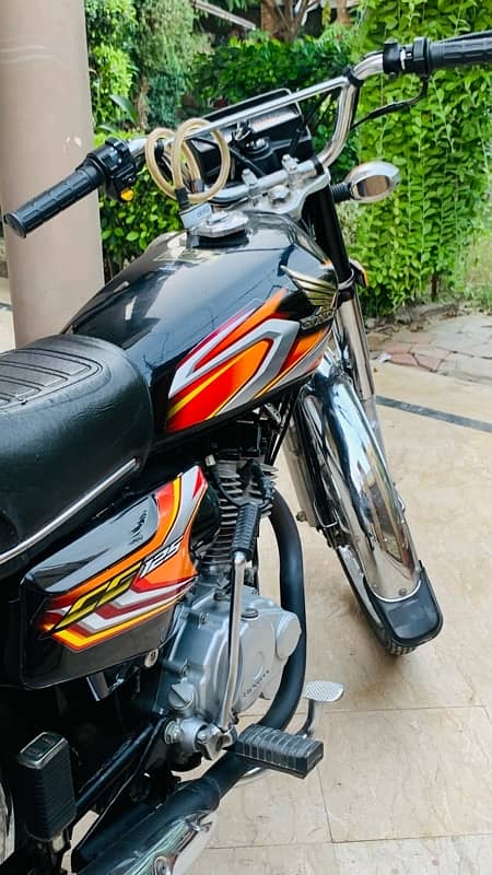 HONDA CG-125 MINT CONDITION 2