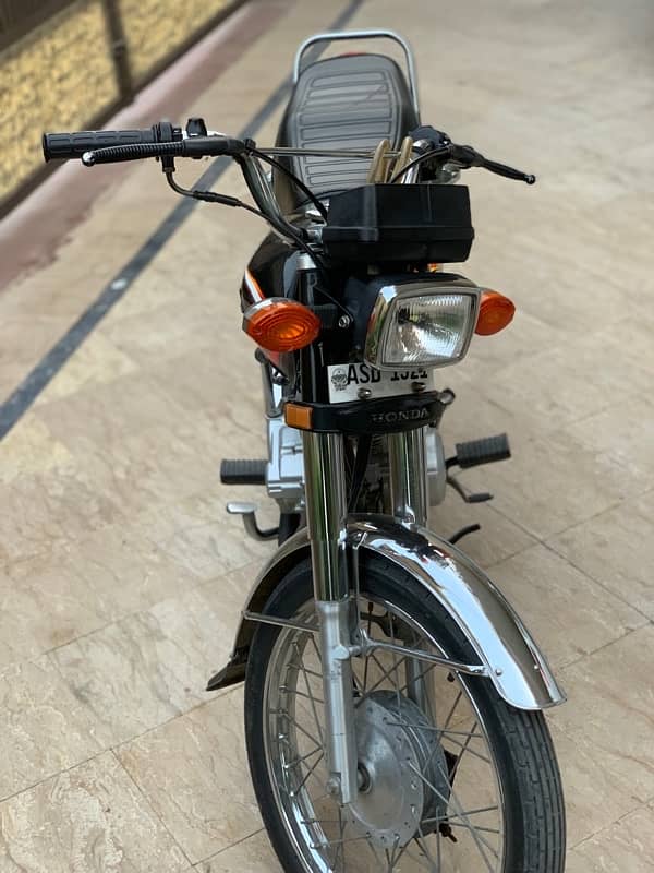 HONDA CG-125 MINT CONDITION 9