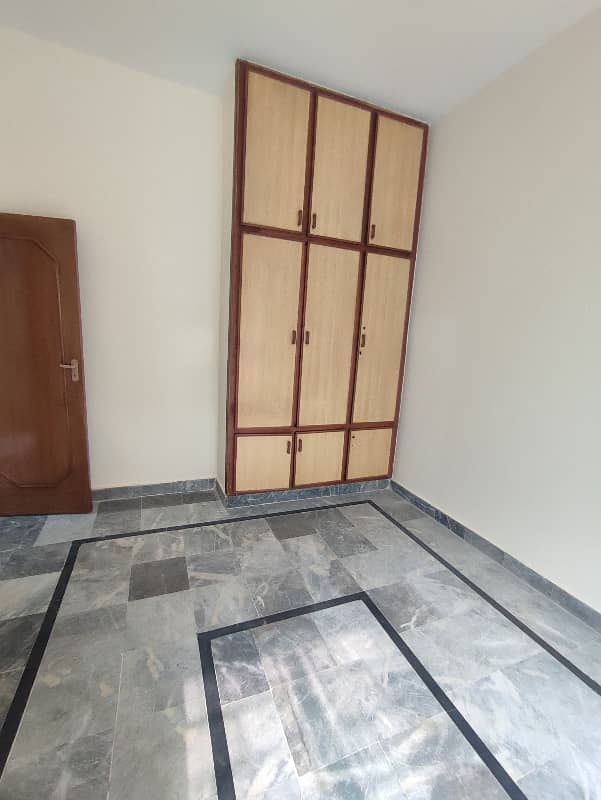 25*40 Renovated upper portion available for rent in G-11 real pics 2