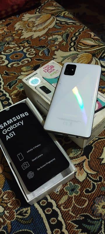 samsung A51 6 128 with box 0