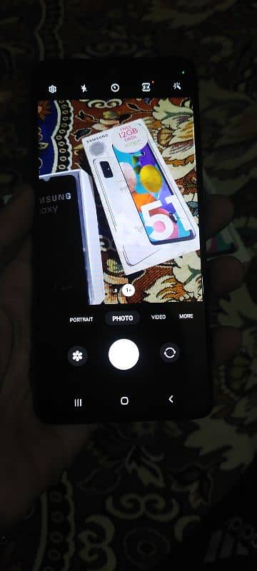 samsung A51 6 128 with box 1