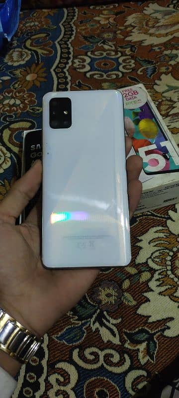 samsung A51 6 128 with box 8