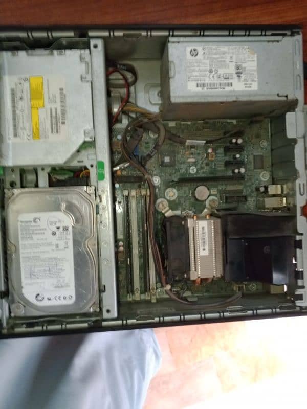 Cor I 3 4th Generation 500 GB Hardrive 4 GB Ram  PC Sale 2